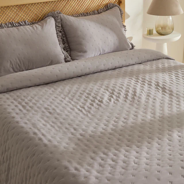 Fiona Sprei Set Grijs 230x240 cm + 2 (50x70 cm) - Image 3