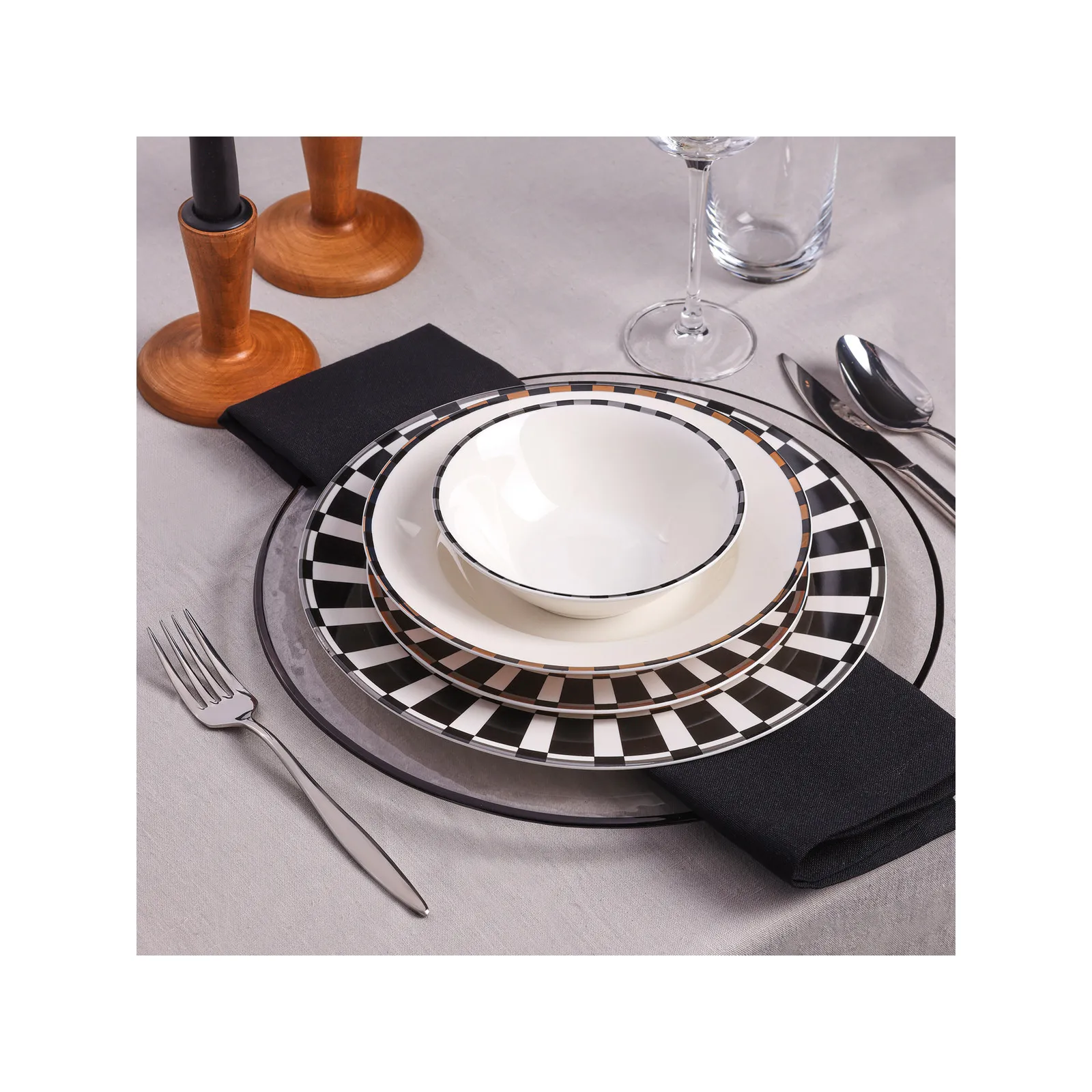 Karaca Aries 24-delige tafelset voor 6 personen, zwart - Image 2