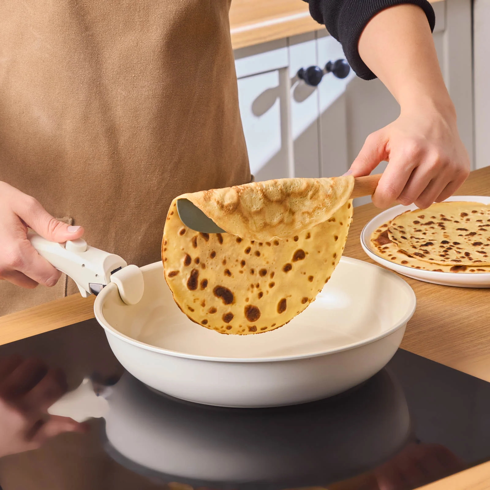 Karaca Comfort 6 Delige Keramische Pannenset Met Afneembare Handgreep - Image 4