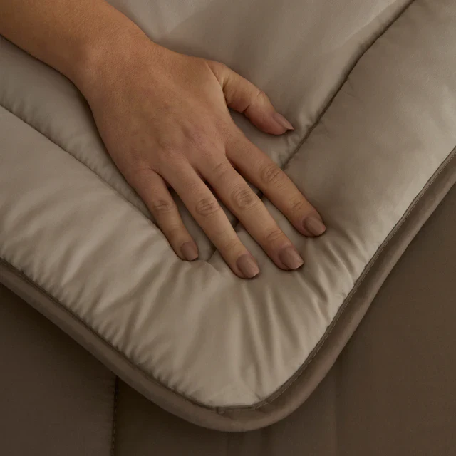 Karaca Double Face Dekbed Beige-Mokka 135x200 - Image 5