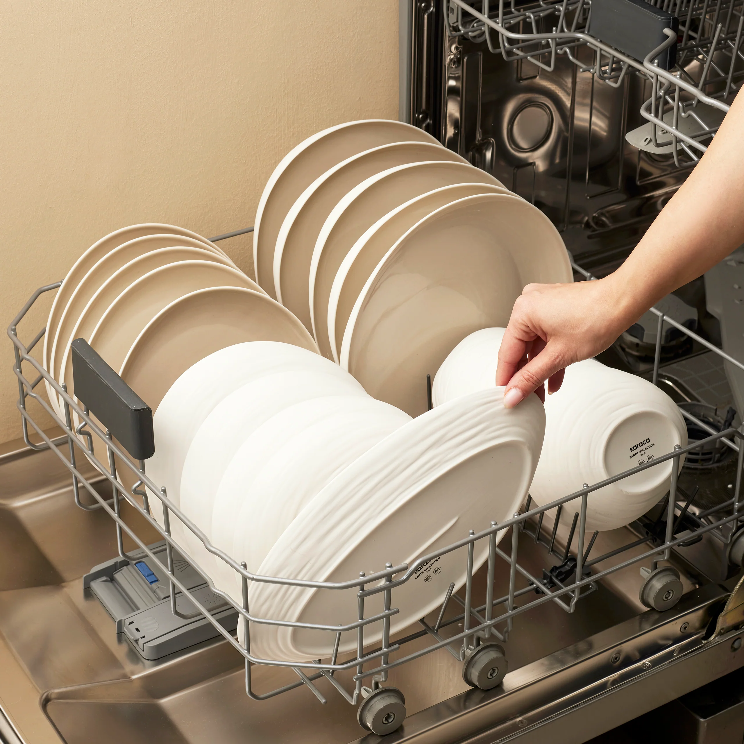 Karaca Earth Collection Rise 55-delige 12-persoons Serviesset, Cream - Image 9