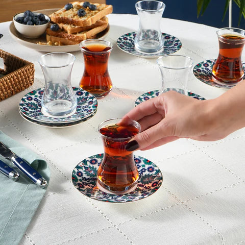 Karaca Edirne 12-delige Bone China Turkse theeset voor 6 personen, 130 ml, Meerkleurig - Image 4