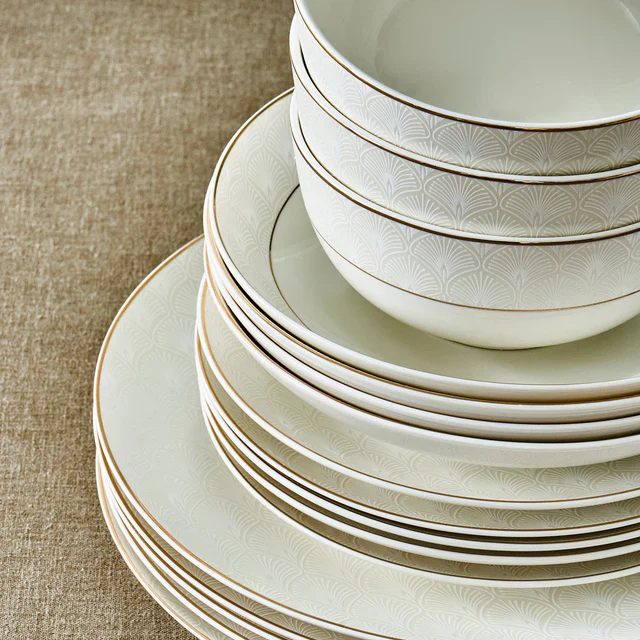 Karaca Elegance Bone Mandarin 53-delig tafelservice voor 12 personen Goud - Image 6