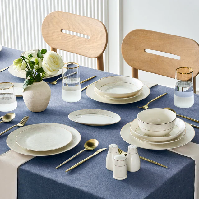 Karaca Elegance Bone Mandarin 53-delig tafelservice voor 12 personen Goud - Image 8