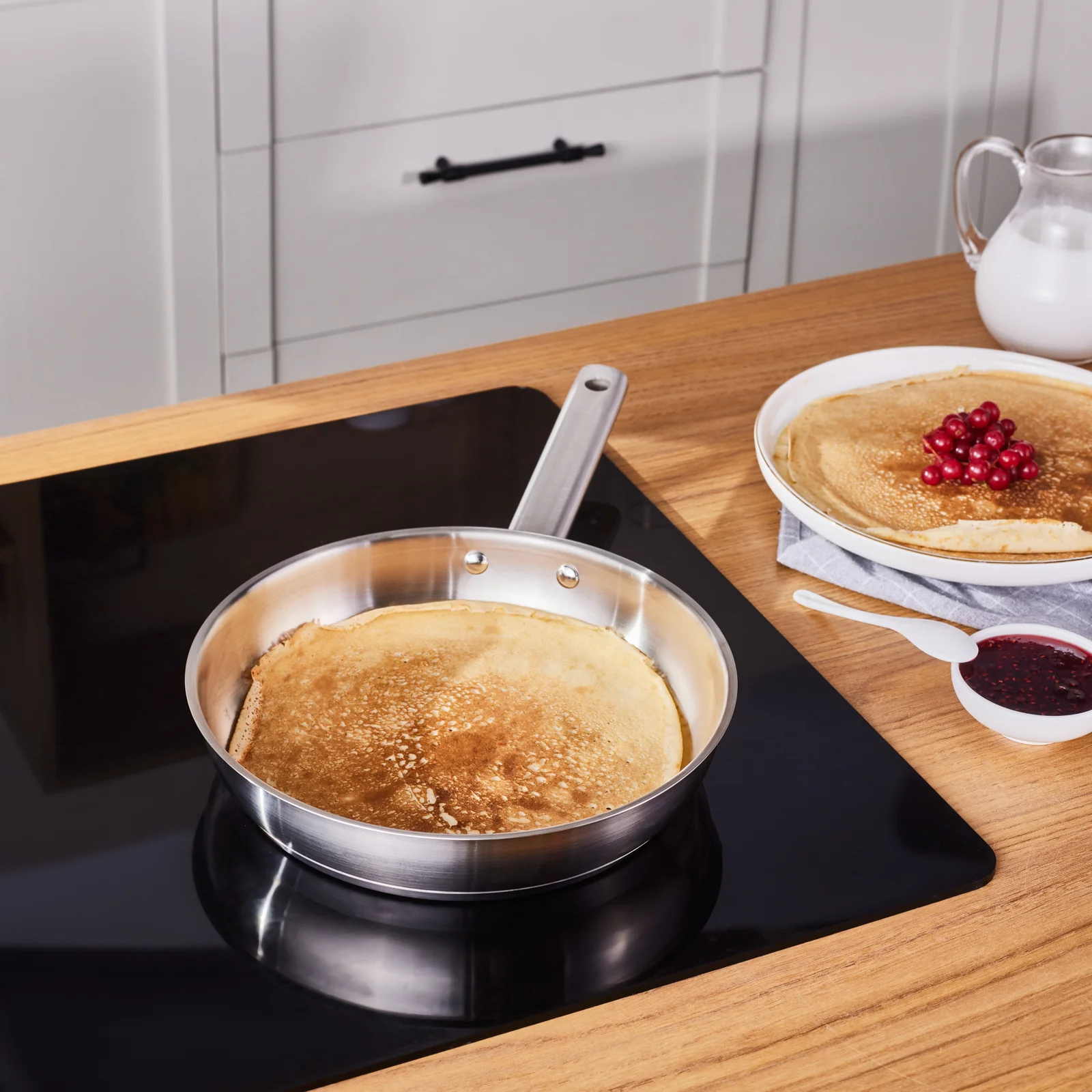 Karaca Elite, Stalen Pan, 24cm - Image 2