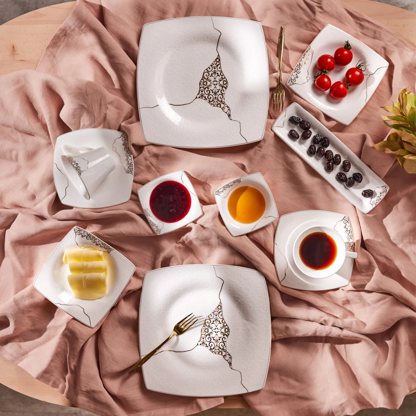 KARACA FINE PEARL ERA 26 PRÇ KAHVALTI SETİ KARE - Image 16