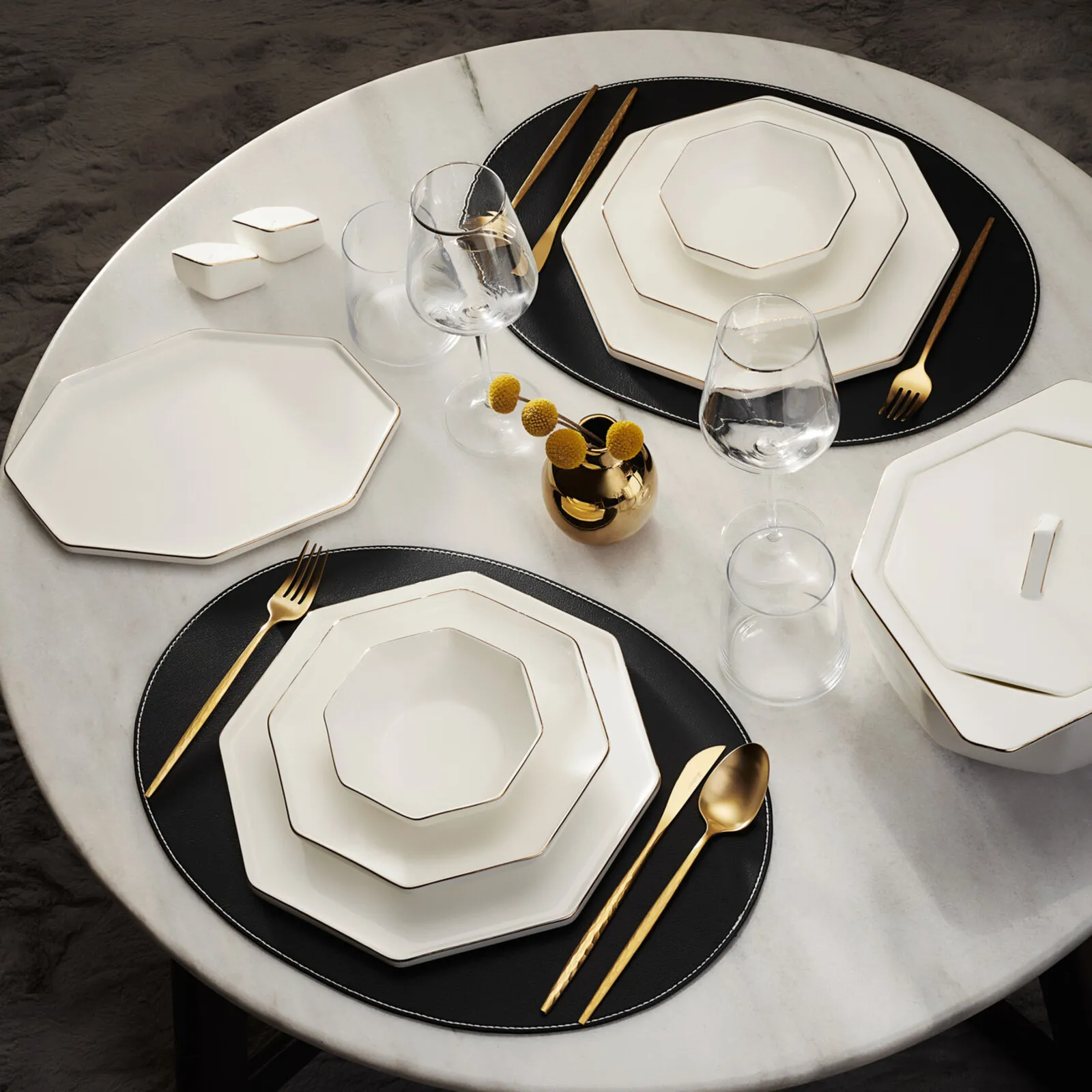 Karaca Fine Pearl Extra 62-delige achthoekige dinerset voor 12 personen - Image 3