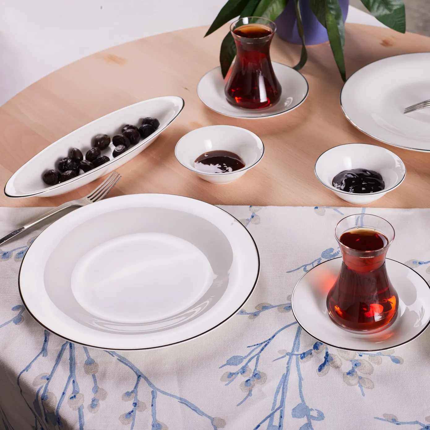Karaca Fine Pearl New Fame Ontbijtset voor 6 Personen, 26 Delig – Platina