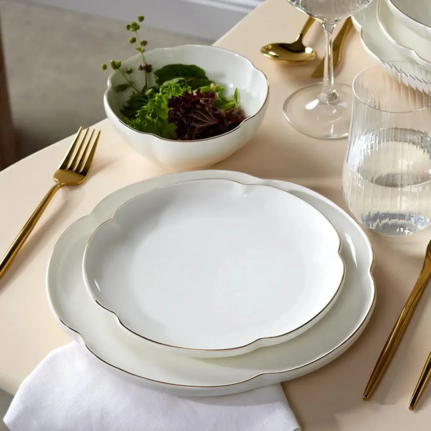 Karaca Flora Porseleinen Dinerset, 6 Persoons, 24 Delig - Image 12