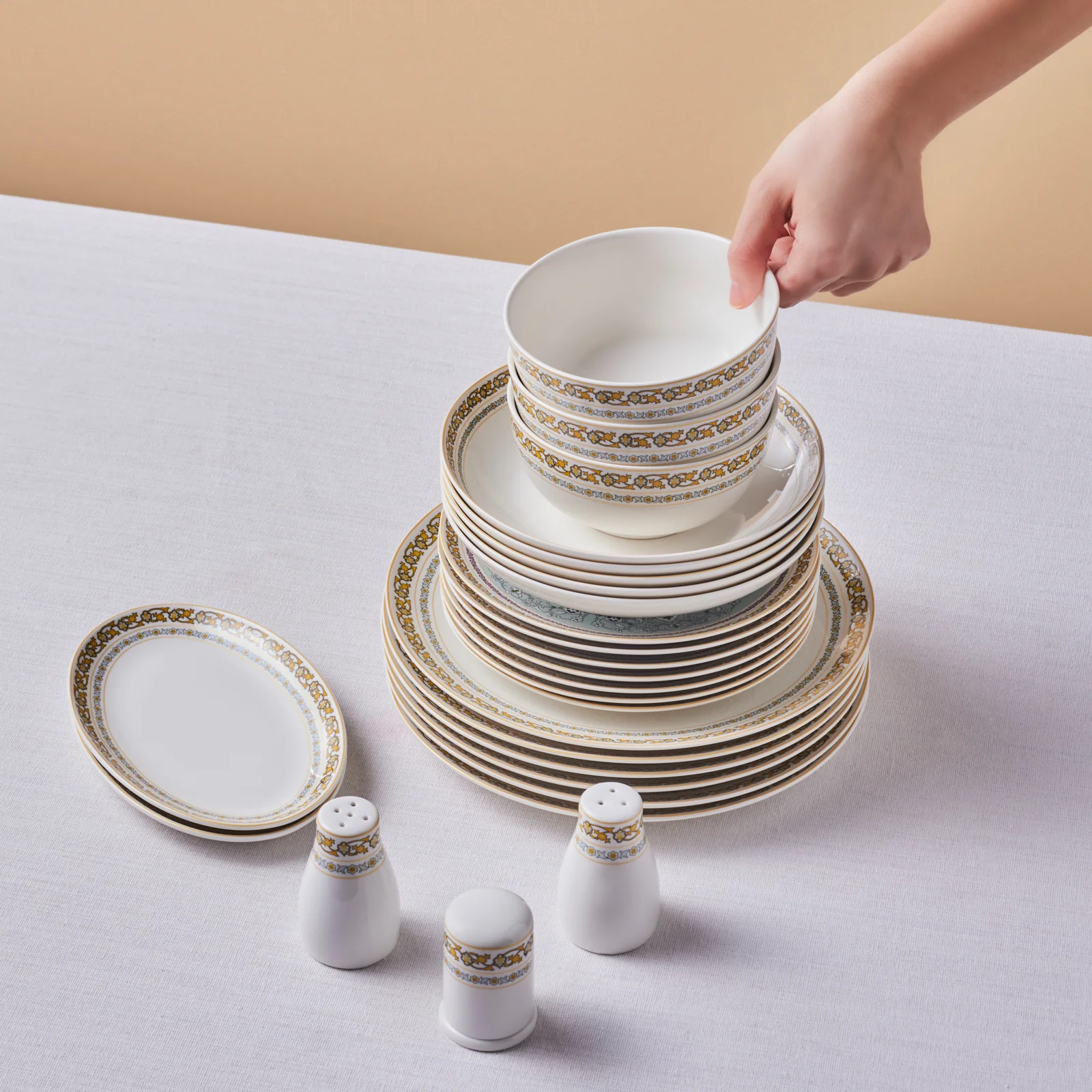 Karaca Forever Bone Bondi 53-delige Dinnerset voor 12 Personen - Image 4