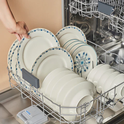 Karaca Forever Bone China Iznik 24-delig serviesset voor 6 personen, Meerkleurig - Image 11