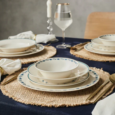 Karaca Forever Bone China Iznik 24-delig serviesset voor 6 personen, Meerkleurig - Image 5