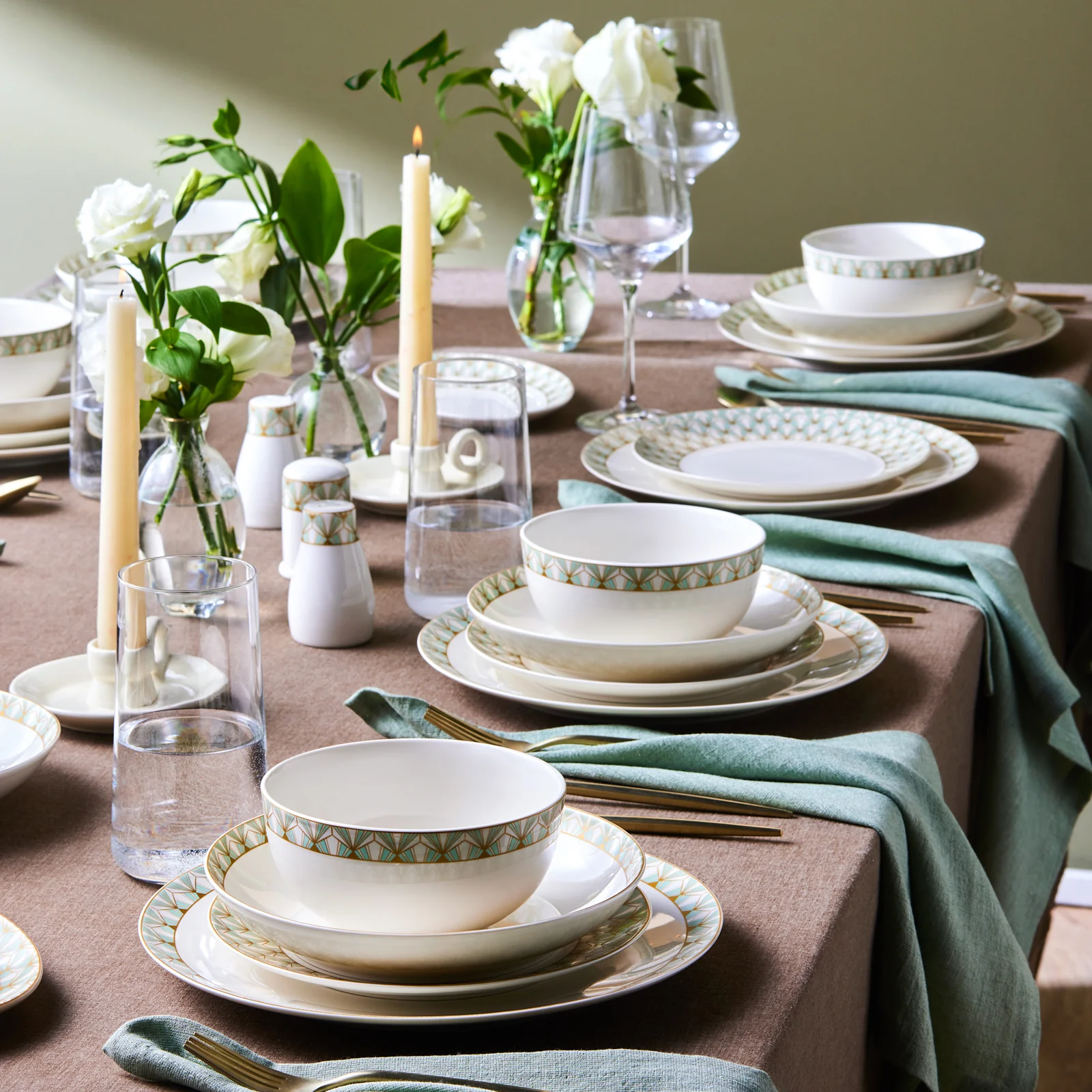 Karaca Forever Bone Emerald 53-delige Dinnerset voor 12 Personen - Image 3