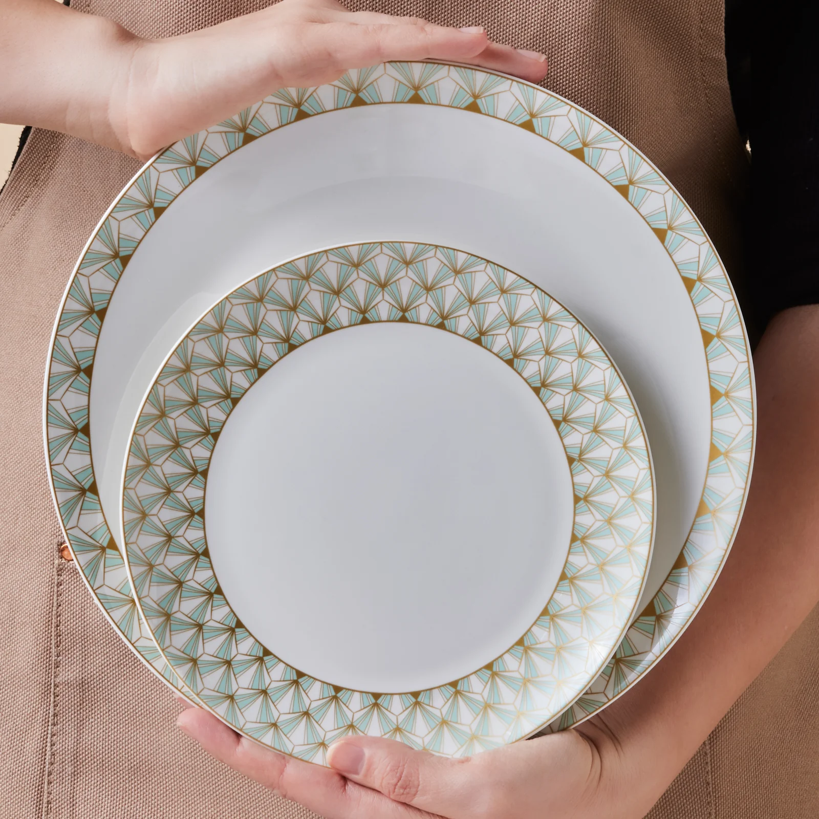 Karaca Forever Bone Emerald 53-delige Dinnerset voor 12 Personen - Image 5