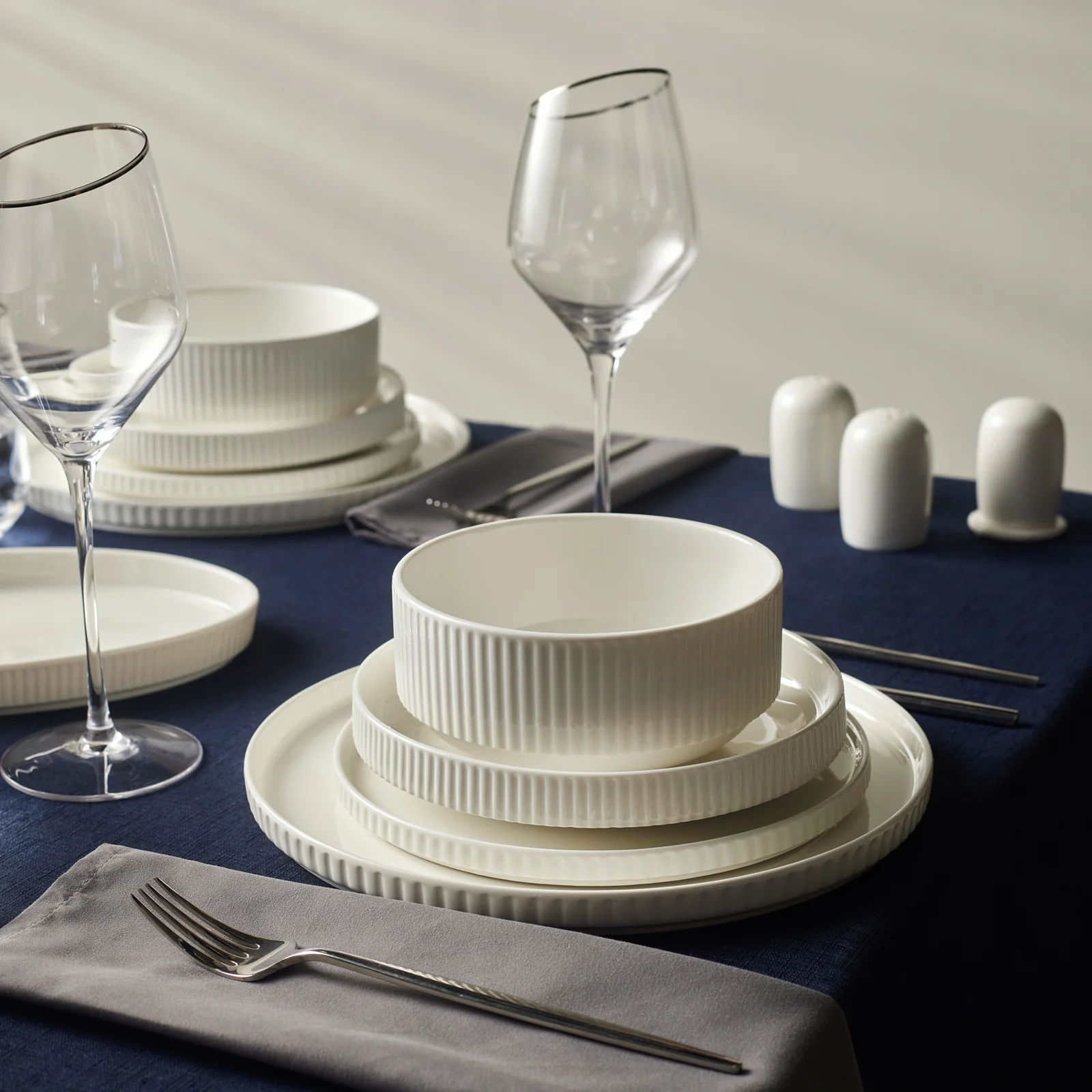 Karaca Forever Bone Pablito 53-Delig Dinnerservies Voor 12 Personen, Wit - Image 3