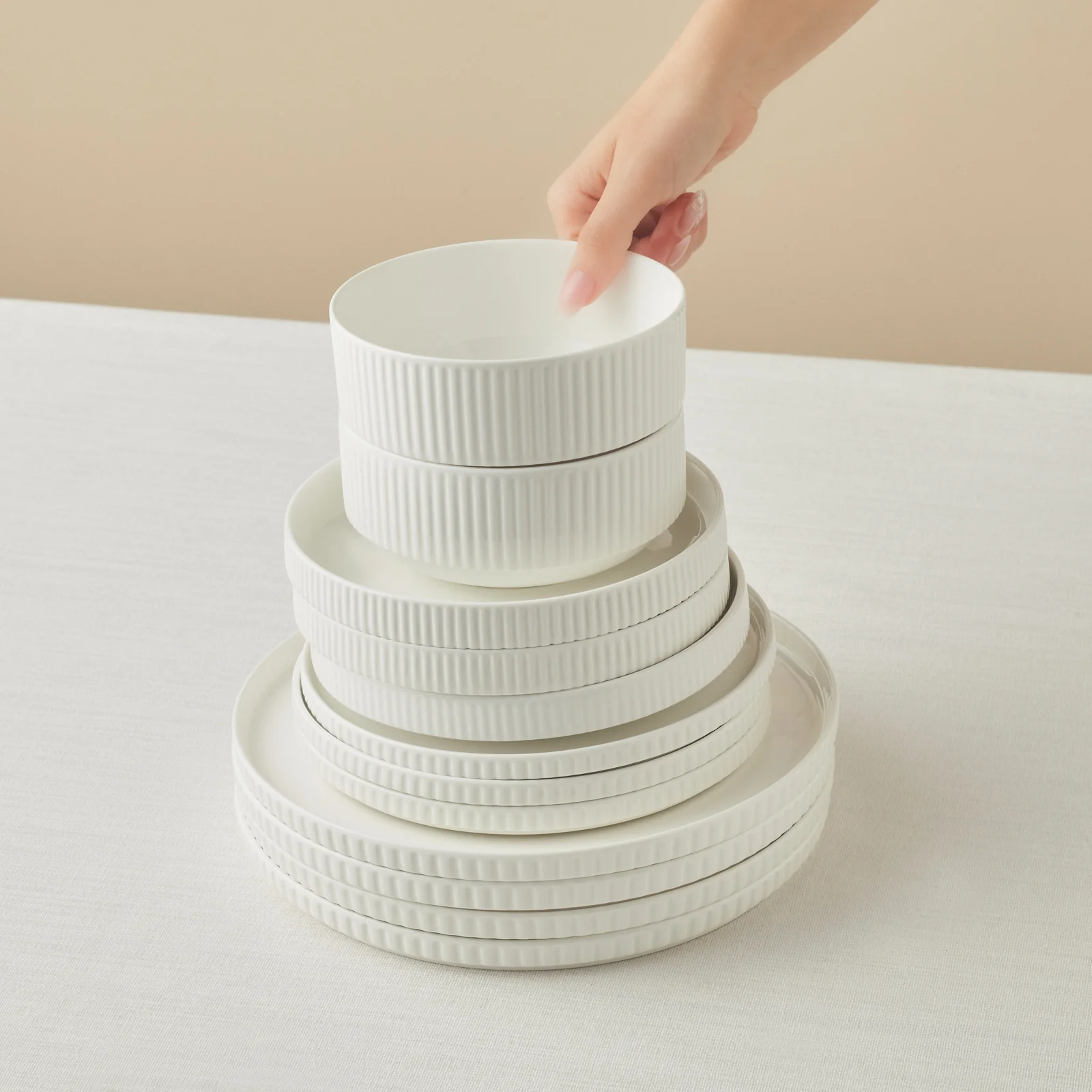 Karaca Forever Bone Pablito 53-Delig Dinnerservies Voor 12 Personen, Wit - Image 7
