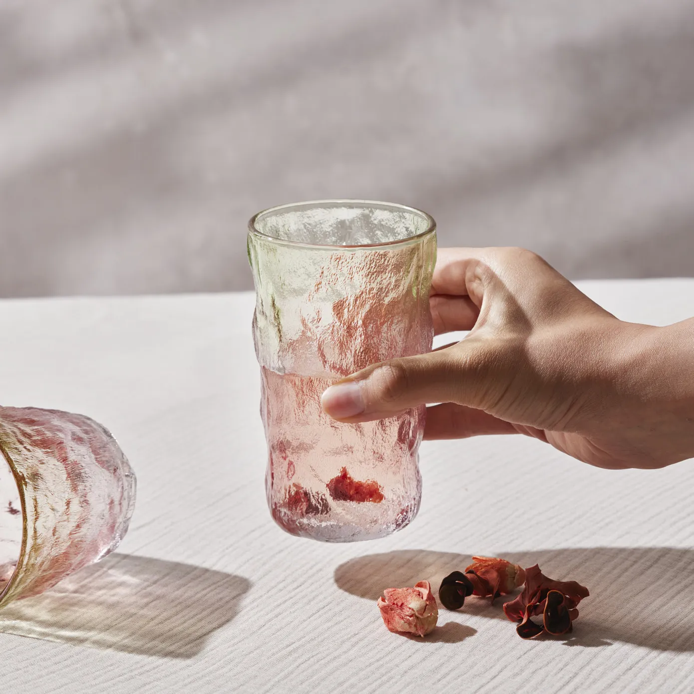 Karaca Glacier Glas, Rood Groen, 383 ml - Image 3