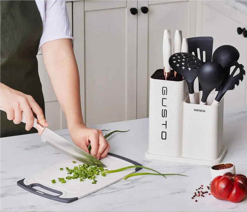 Karaca Gusto 12-delig Mes-Snijplankset in Crème - Image 3
