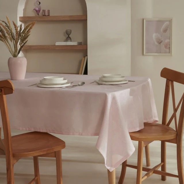 Karaca Home Elizabeth Tafelkleed Poederroze, 140 x 200 cm