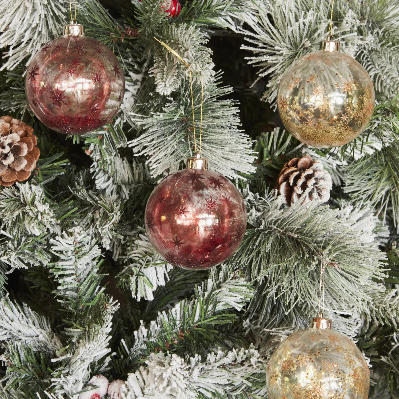 Karaca Home New Year Glitter Kerstboomdecoratie Set, 4 Stukken, 8 cm - Image 2
