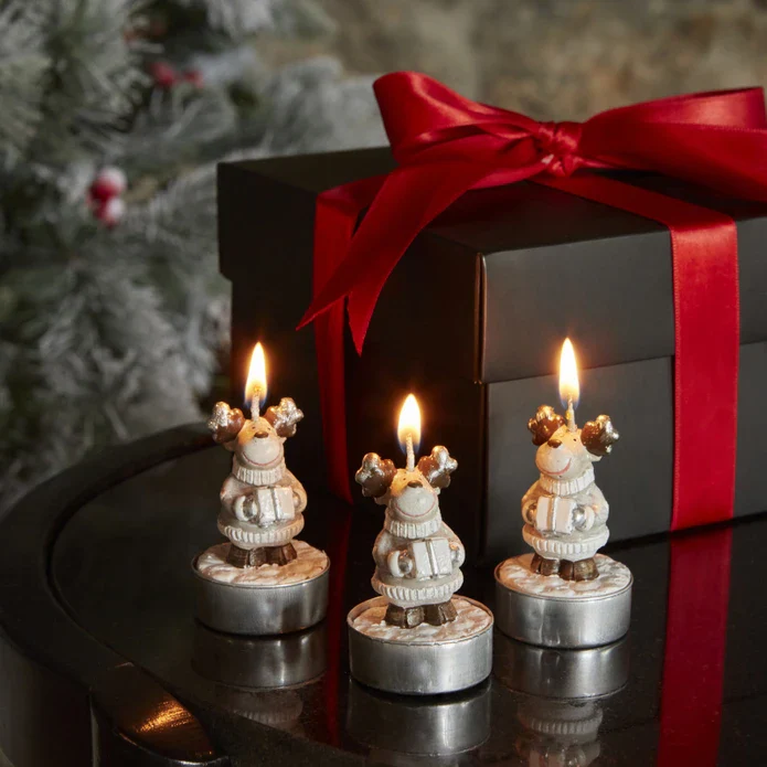 Karaca Home New Year Reindeer 3-delige Theelicht Kaars 14x9,3x6 cm