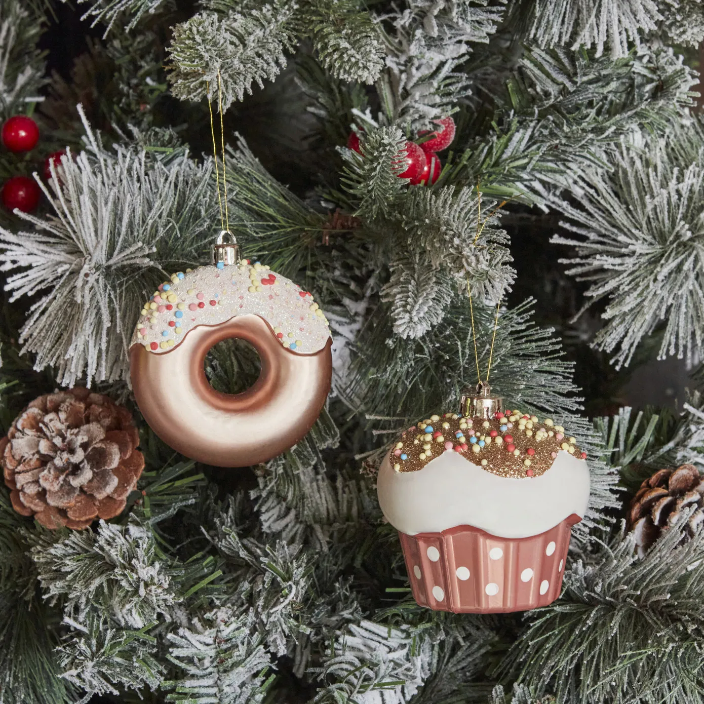 Karaca Home Nieuwjaar Donut Cupcake 2-Delige Boom Ornamentenset - Image 2