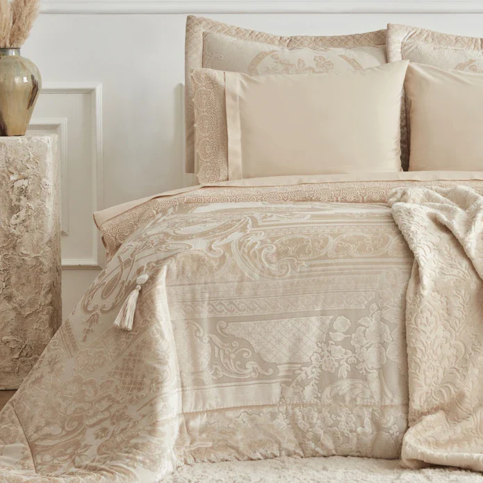Karaca Home Valeria Queen 8-delige Trouwen Set Goud - Image 3