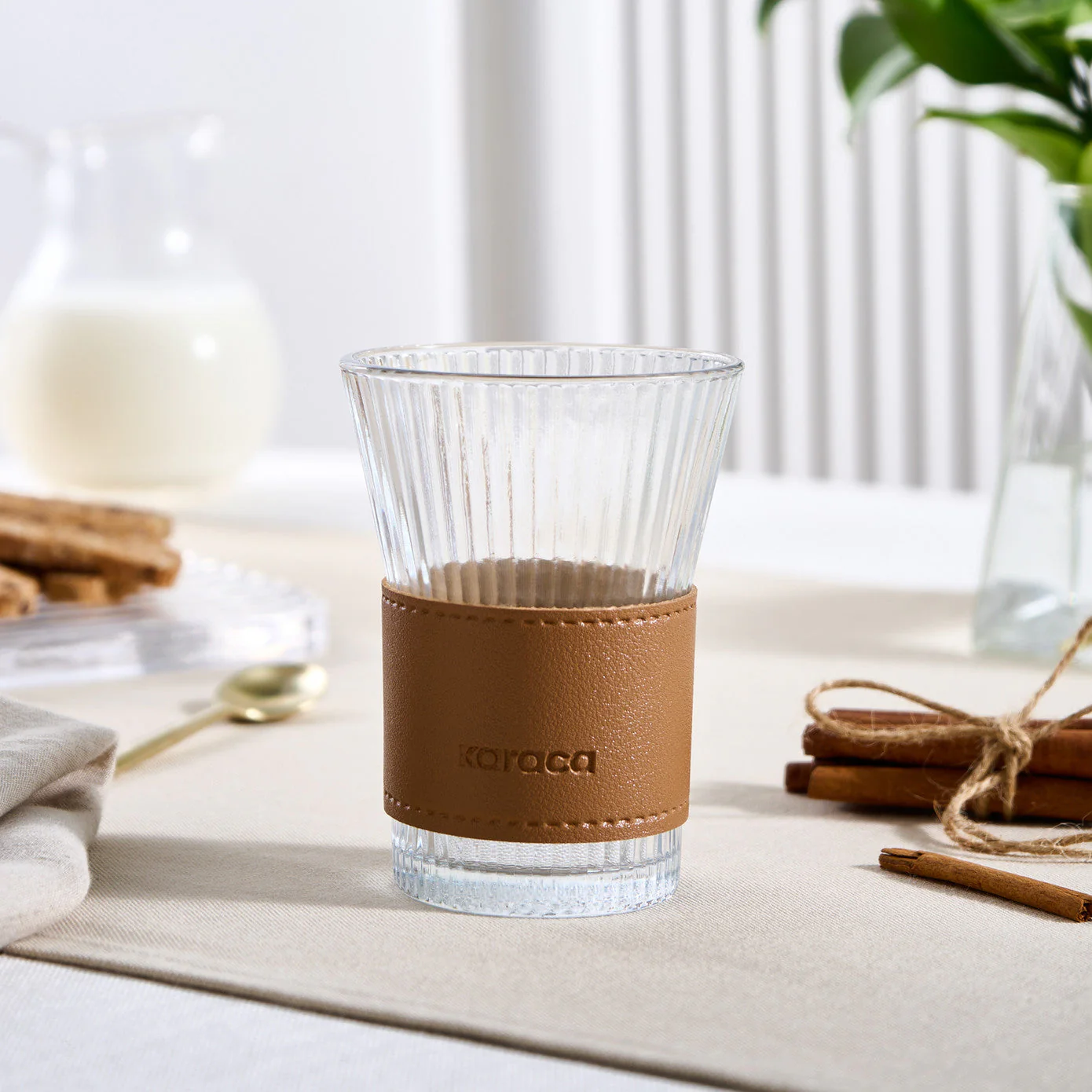 Karaca Leather Cool Touch Latte Glas 210 ML Bruin - Image 3