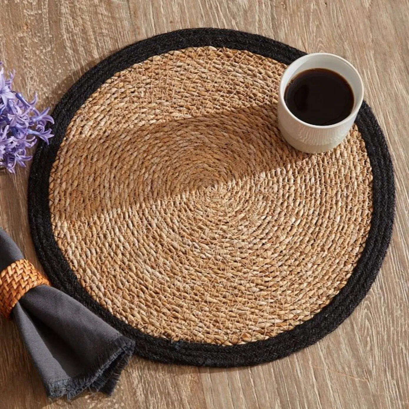 KARACA LUKA BLACK SEAGRASS&JUTE PLACEMAT 37 CM - Image 2
