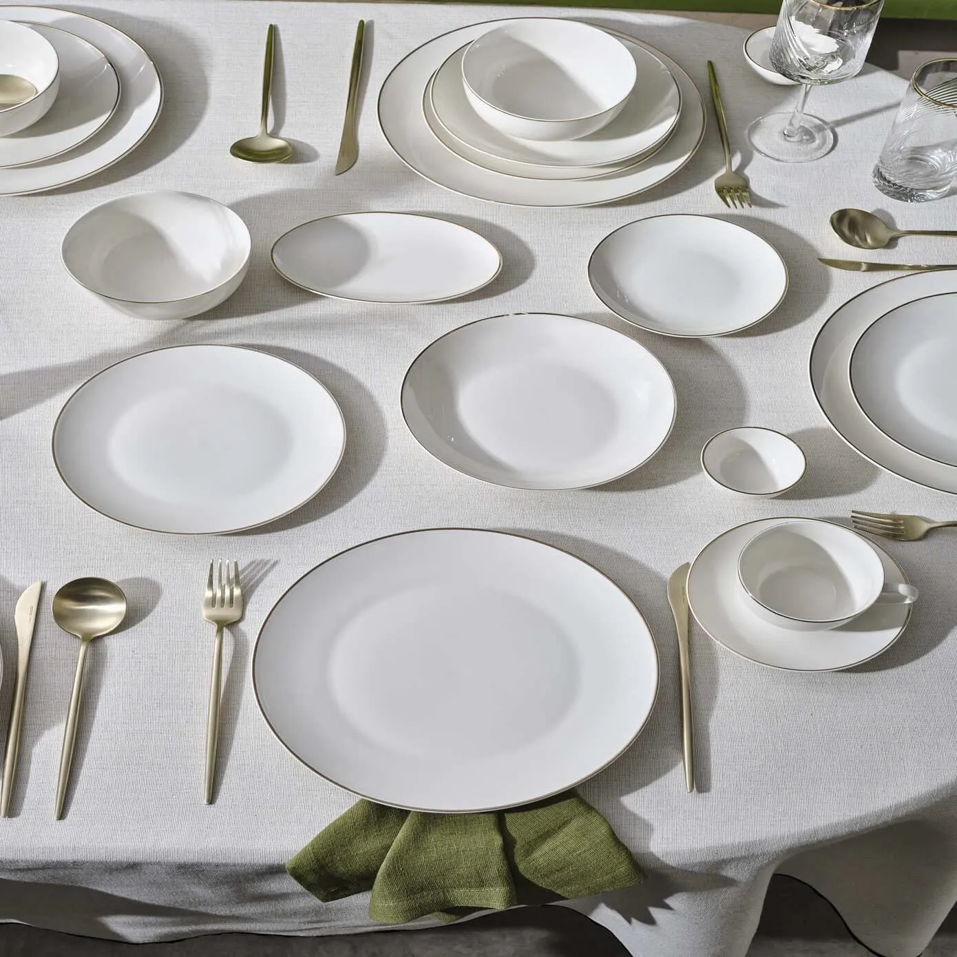Karaca Marcelo gouden Servies en Ontbijtset, 88-delig - Image 5