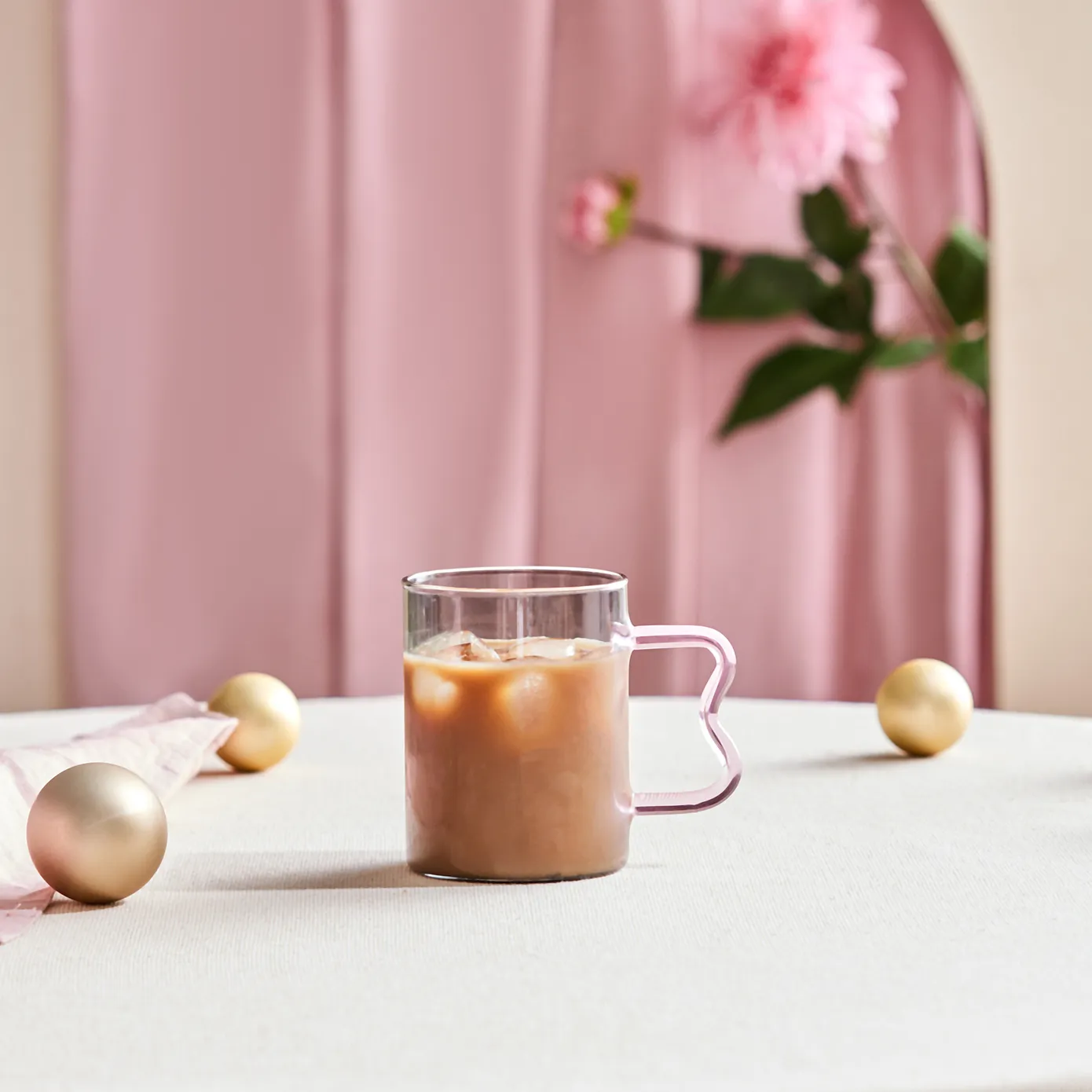 KARACA MIRACLE 450 ML MUG PINK ZIGZAG HANDLE - Image 4