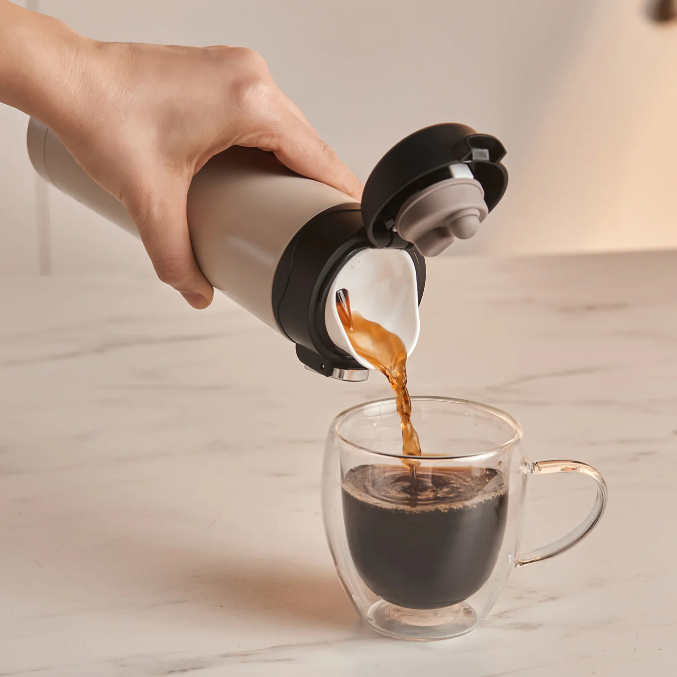 Karaca Pluton Roestvrijstalen Lekkagevrije Thermos 450 ml Crème - Image 4