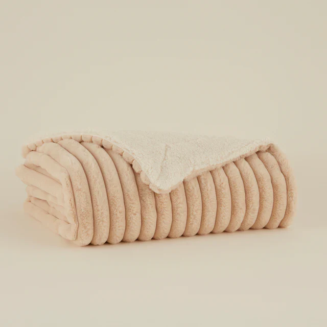 Karaca Rabbit Sherpa TV Deken Beige - Image 8