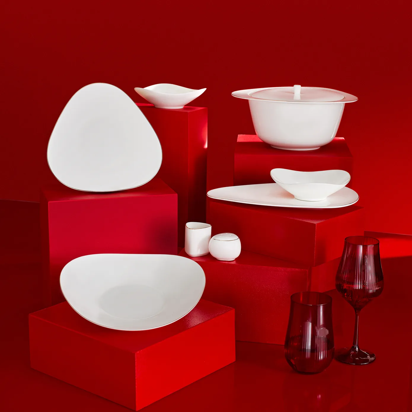 Karaca Red Carpet Collection Fine Pearl Extra Tristan - 62-delig servies voor 12 personen - Image 2