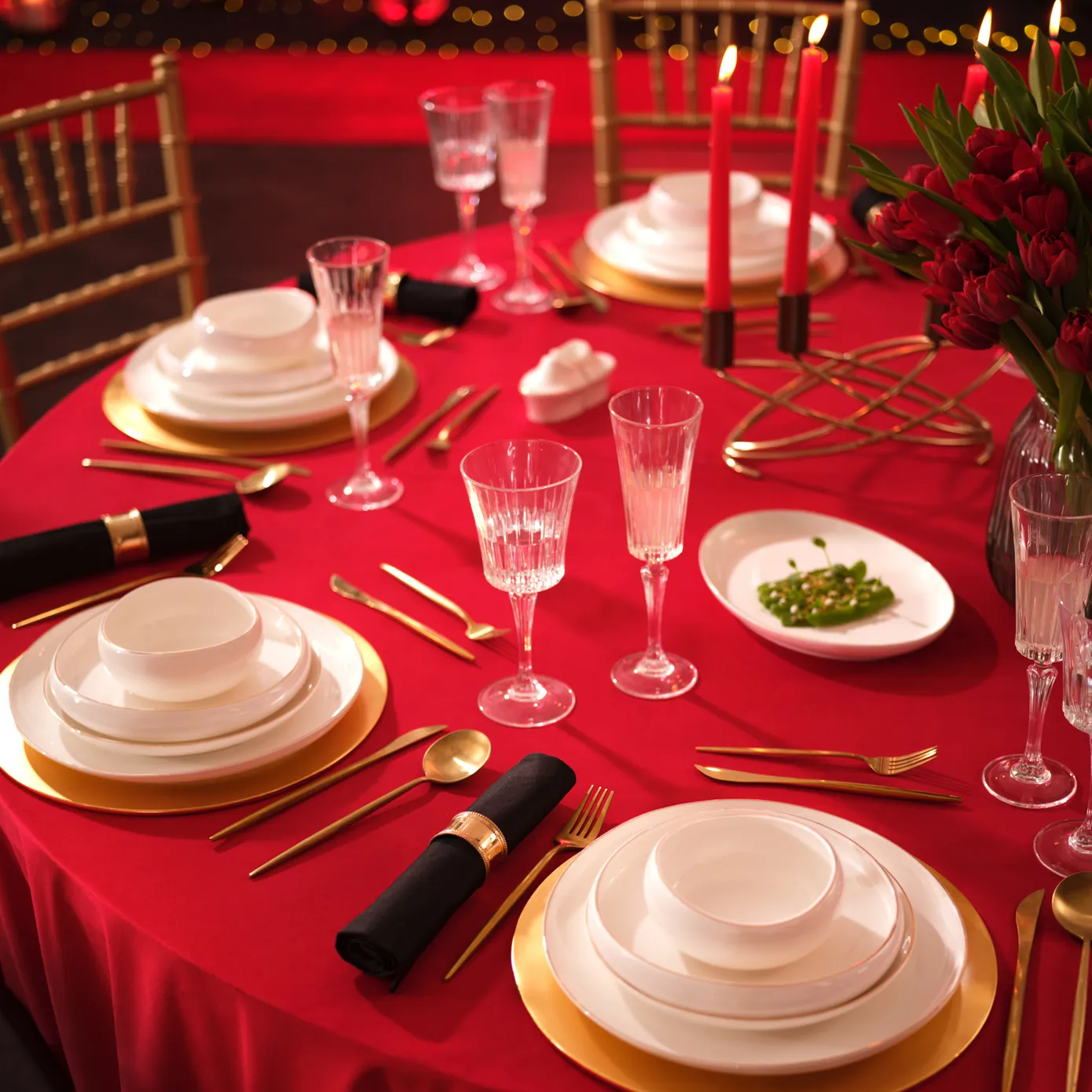 Karaca Red Carpet Collection Streamline Hole Gold - 59-delig porseleinen servies voor 12 personen - Image 3
