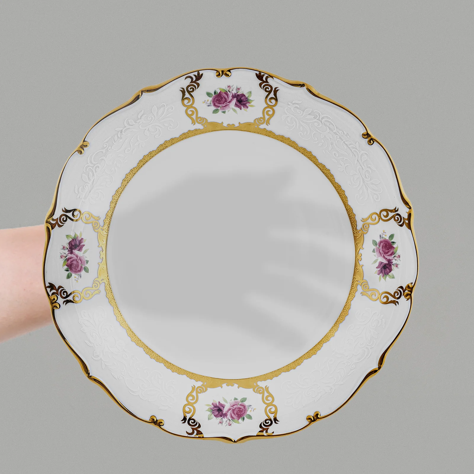 Karaca Royal Bone China Elizabeth 55-delige Dinnerset voor 12 Personen, Goud - Image 3