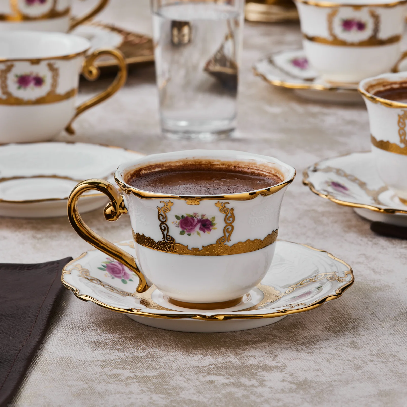 Karaca Royal Bone Elizabeth Koffiekopjesset voor 6 Personen, 90 ml - Image 2