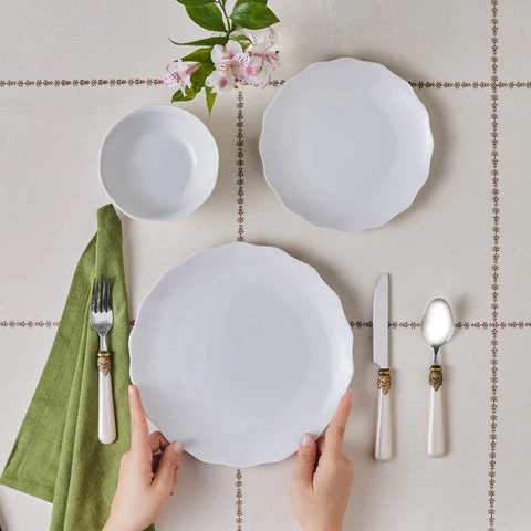 Karaca Scalloped 18-delige Serviesset voor 6 Personen - Image 12