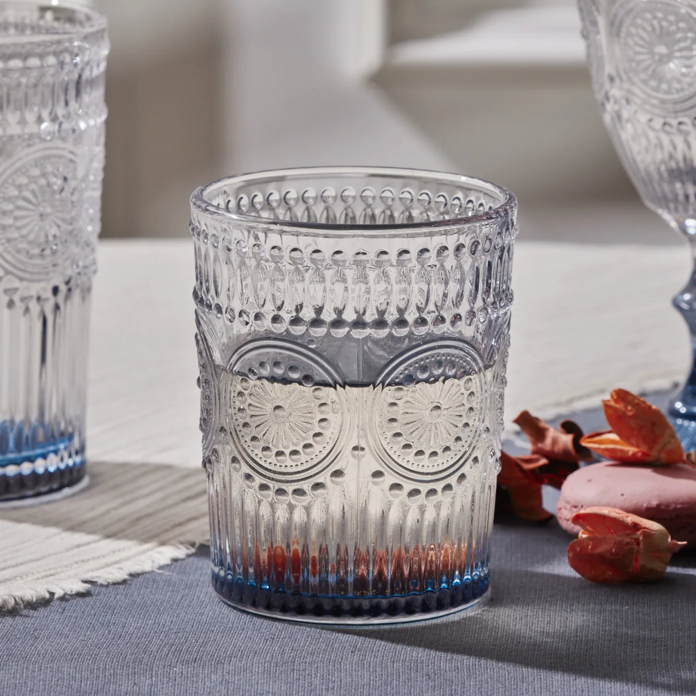 Karaca Sonnenblumen Wasserglas, Blau - Image 2