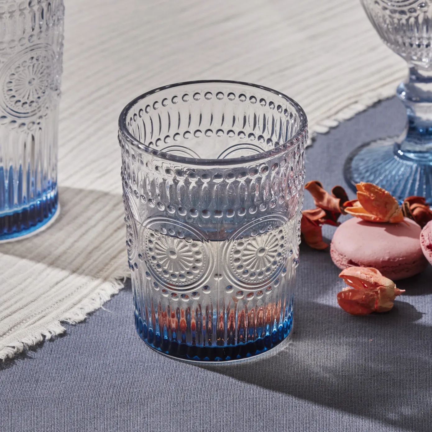 Karaca Sonnenblumen Wasserglas, Blau - Image 3