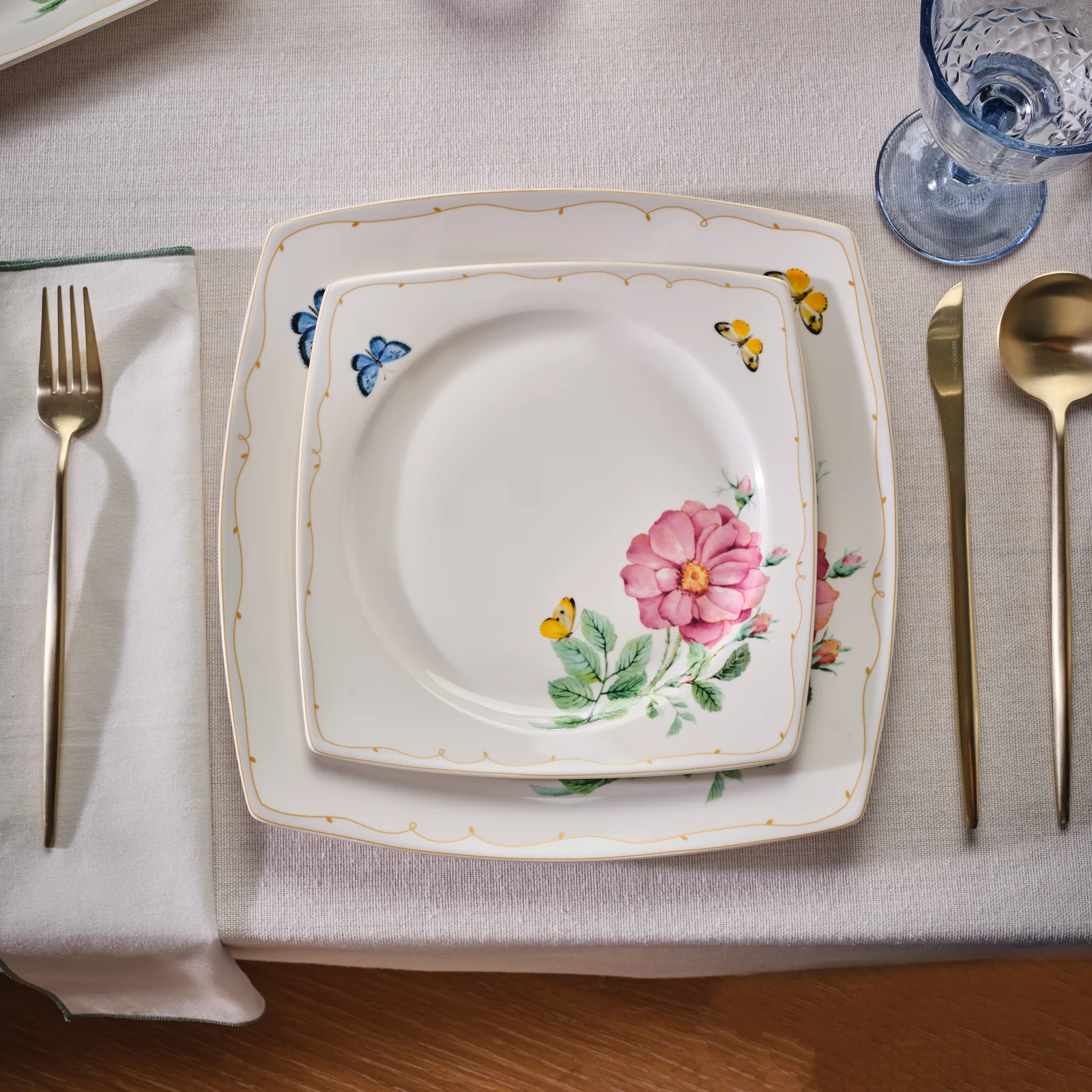 Karaca Square Bone Velora 53-delige Dinnerset voor 12 personen - Image 3