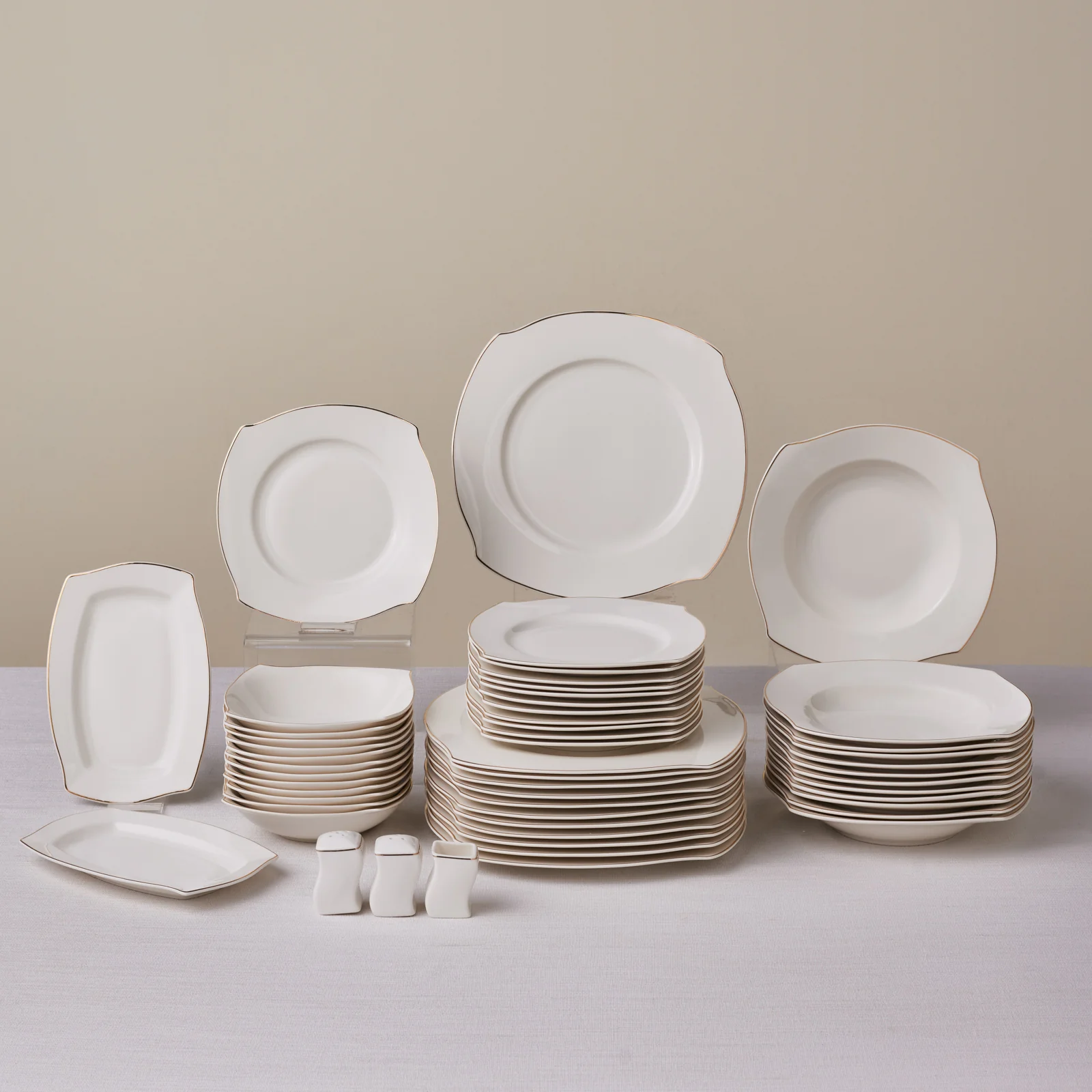 Karaca Square Bone Wave 53-Delig 12-Persoons Servieset Goud