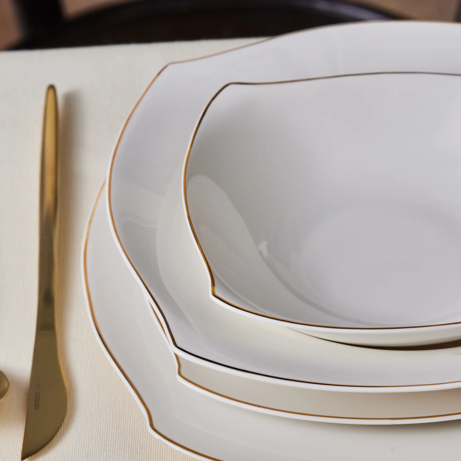 Karaca Square Bone Wave 53-Delig 12-Persoons Servieset Goud - Image 9