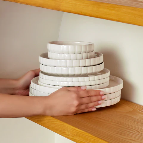 Karaca Stream Bone China Pumpkin 24-delig serviesset voor 6 personen, Wit - Image 9
