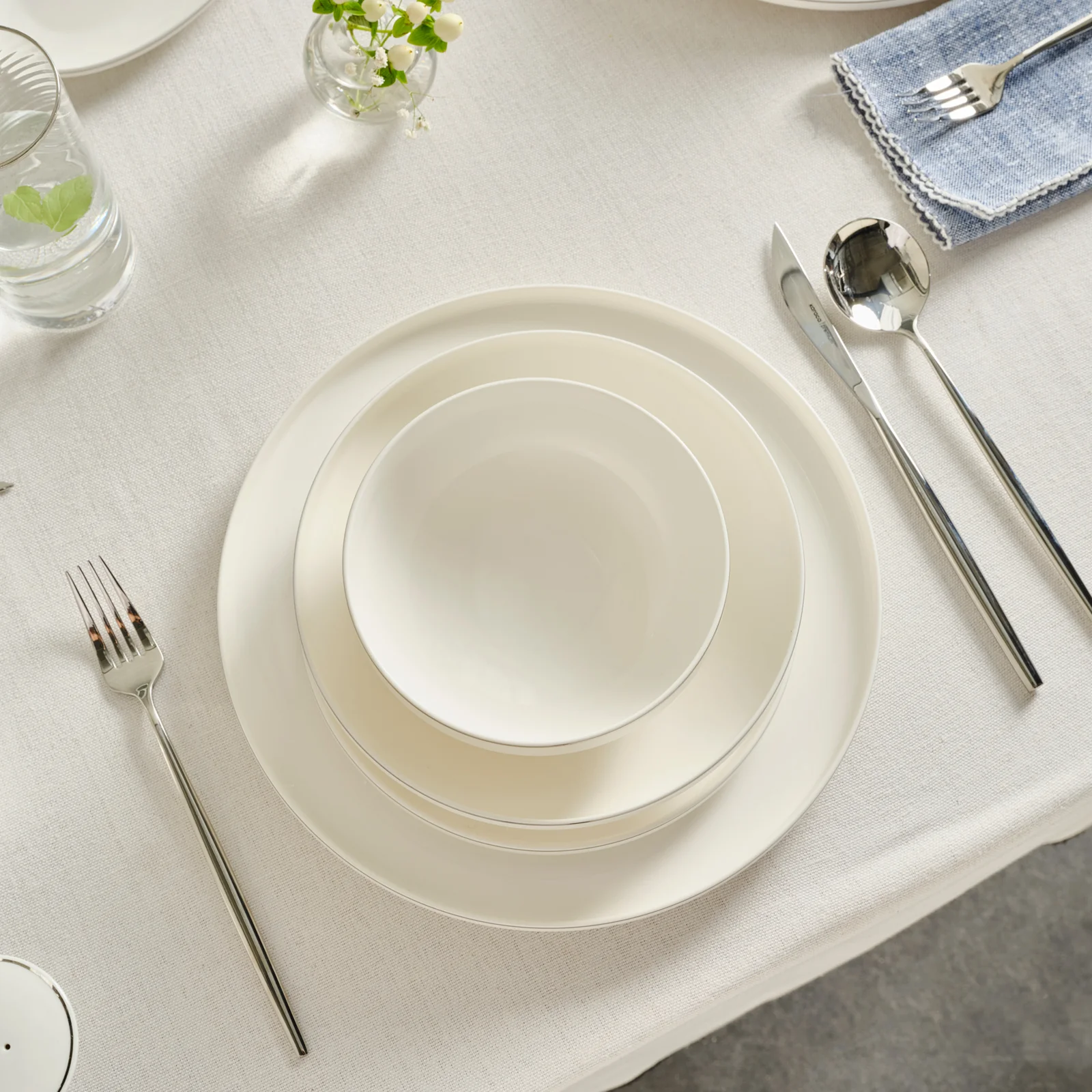 Karaca Red Carpet Collection Stream Bone Merope 53-delige 12-persoons Serviesset Platina - Image 4