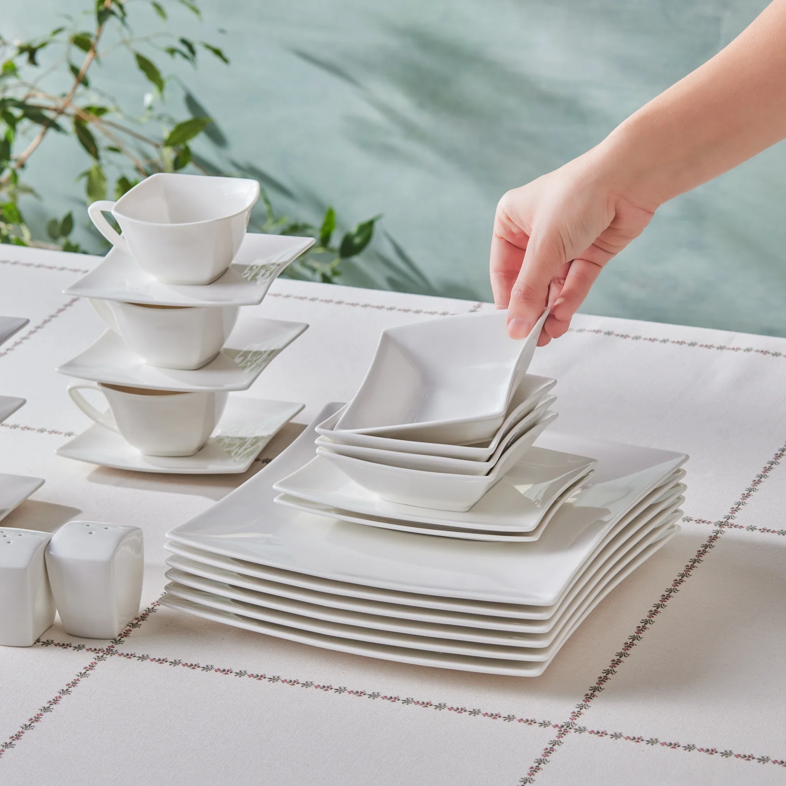 Karaca Stream Pure Perfect Wit 32-delige 6-persoons Ontbijtset Vierkant - Image 9