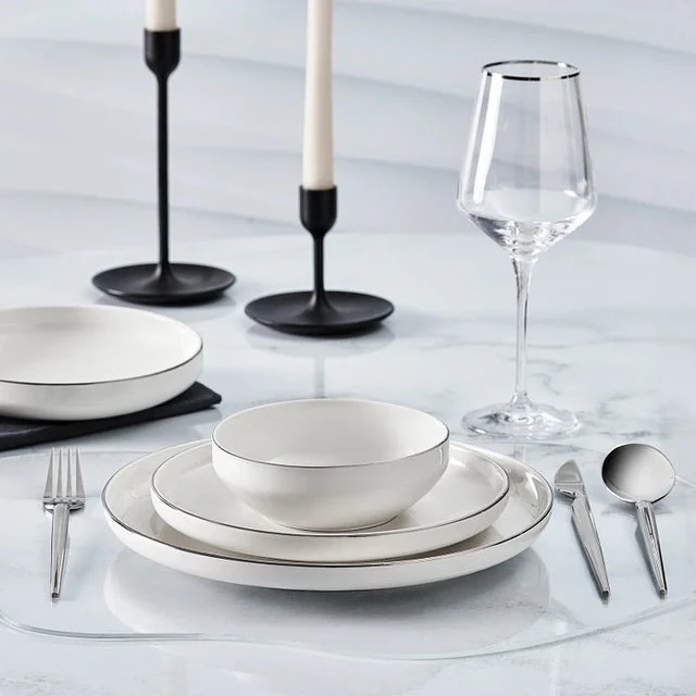 Karaca Streamline New Saturn V2 Platin Serviesset voor 6 Personen, 24-delig - Image 2