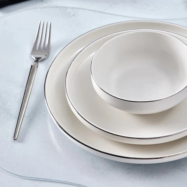 Karaca Streamline New Saturn V2 Platin Serviesset voor 6 Personen, 24-delig - Image 3