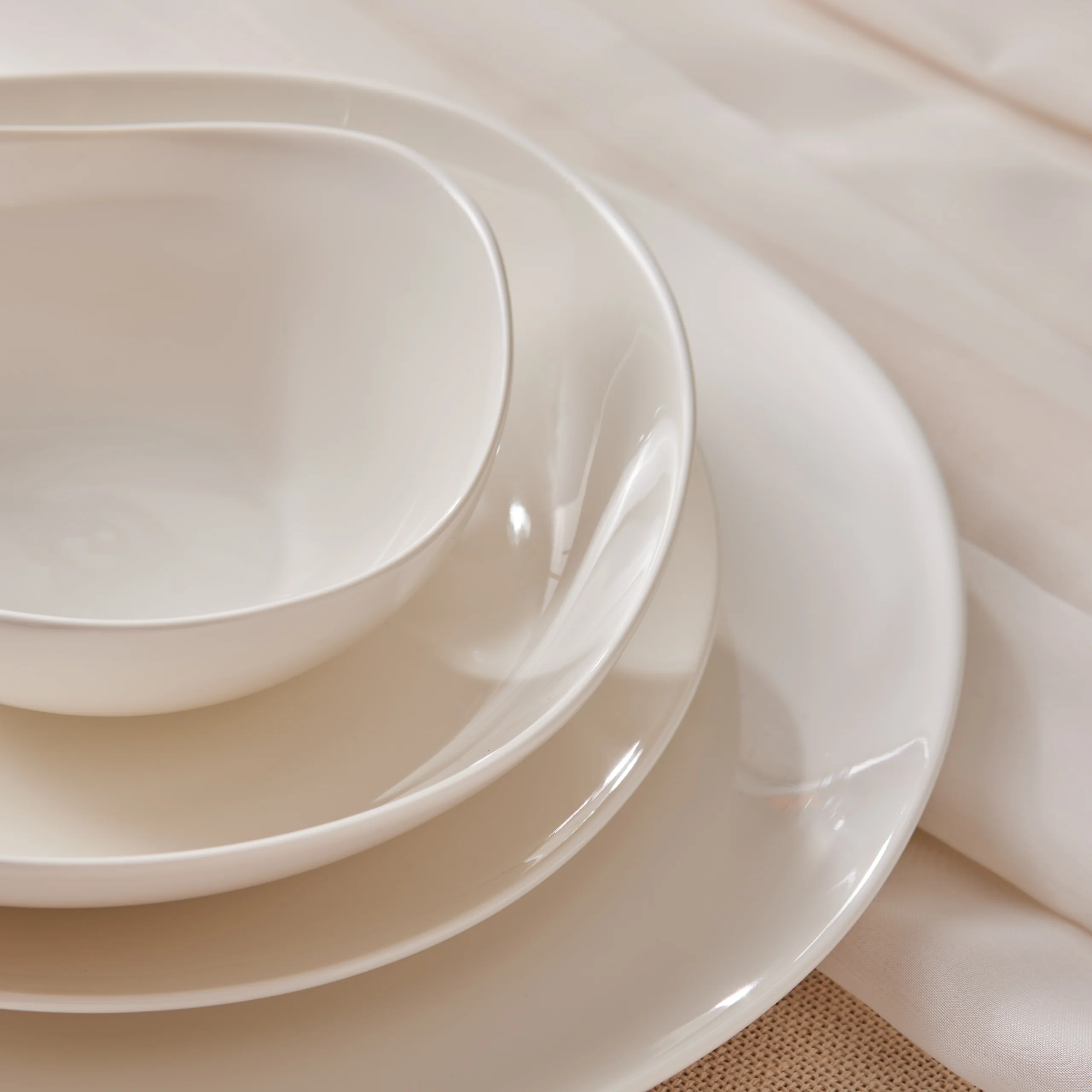 Karaca Streamline Rubicon 24-delig servies voor 6 personen, wit - Image 3