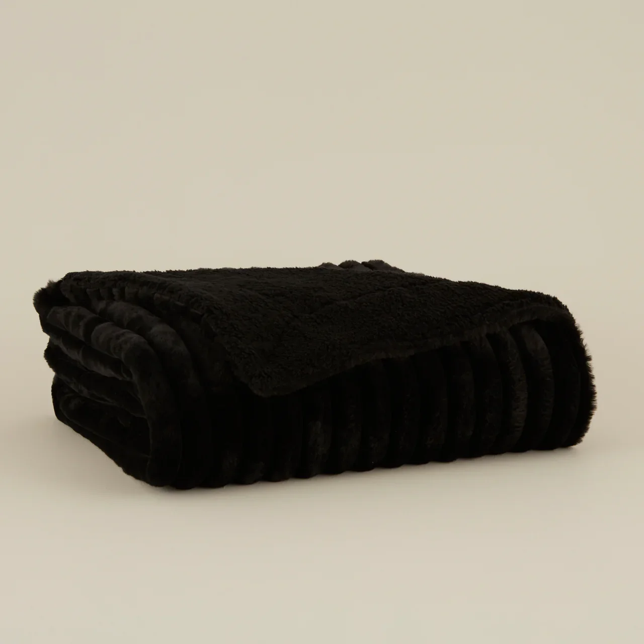 Karaca Stripe Sherpa Zwarte Deken 130x150 cm - Image 4